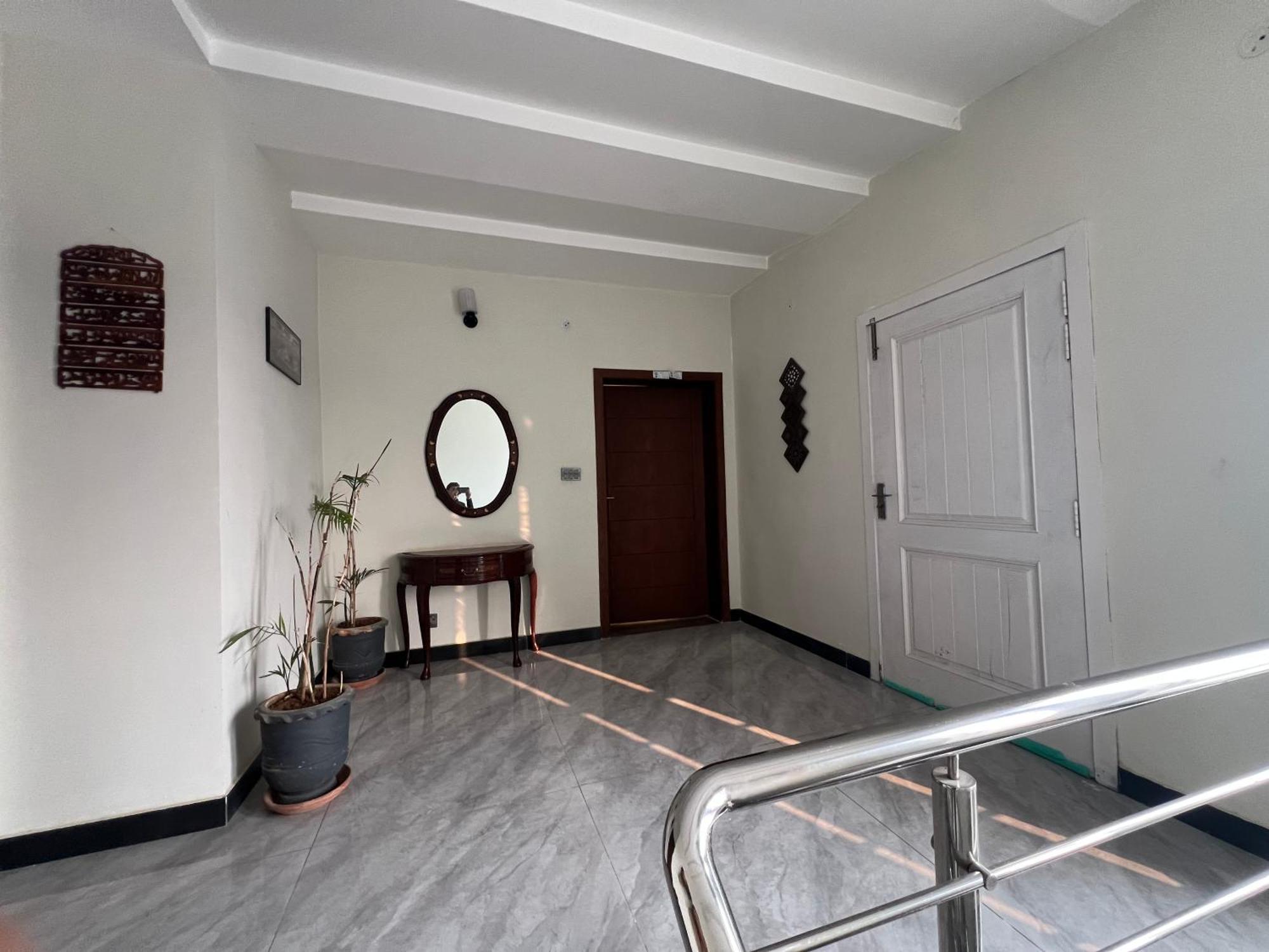 Deluxe King Room In Silverscape Residence Равалпинди Екстериор снимка
